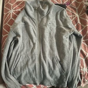 Vineyard vines sweater